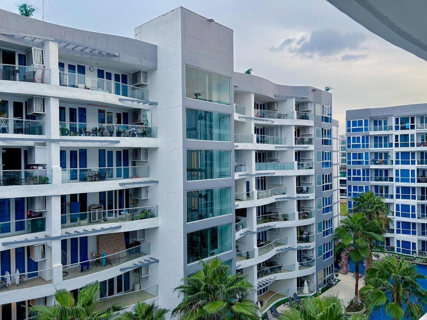 Grand Avenue Residence Condominium パッタヤー エクステリア 写真
