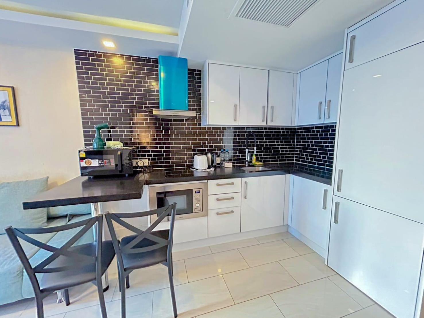 Grand Avenue Residence Condominium パッタヤー エクステリア 写真